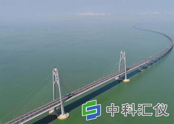 港珠澳大桥——青州航道桥.jpg